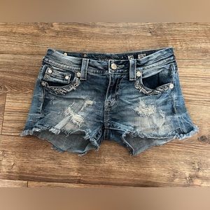 Miss Me denim shorts size 29